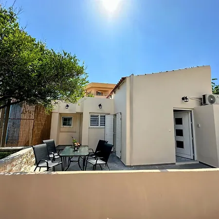 펜션 Michalis Urbanhome With Parking 하니아